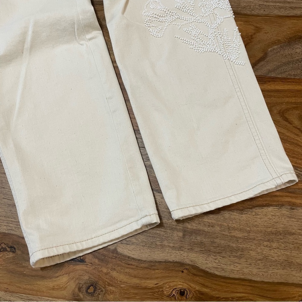 WHBM High Rise Straight Jeans‎ Cream color with Tonal White Floral Beading sz 8L - Picture 8 of 14